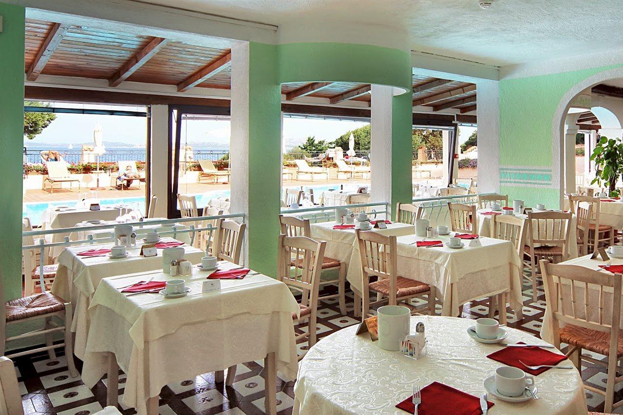 Grand Hotel Smeraldo Beach Baja Sardinia Esterno foto