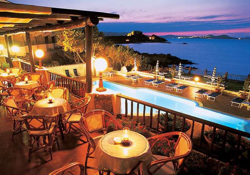 Grand Hotel Smeraldo Beach Baja Sardinia Esterno foto