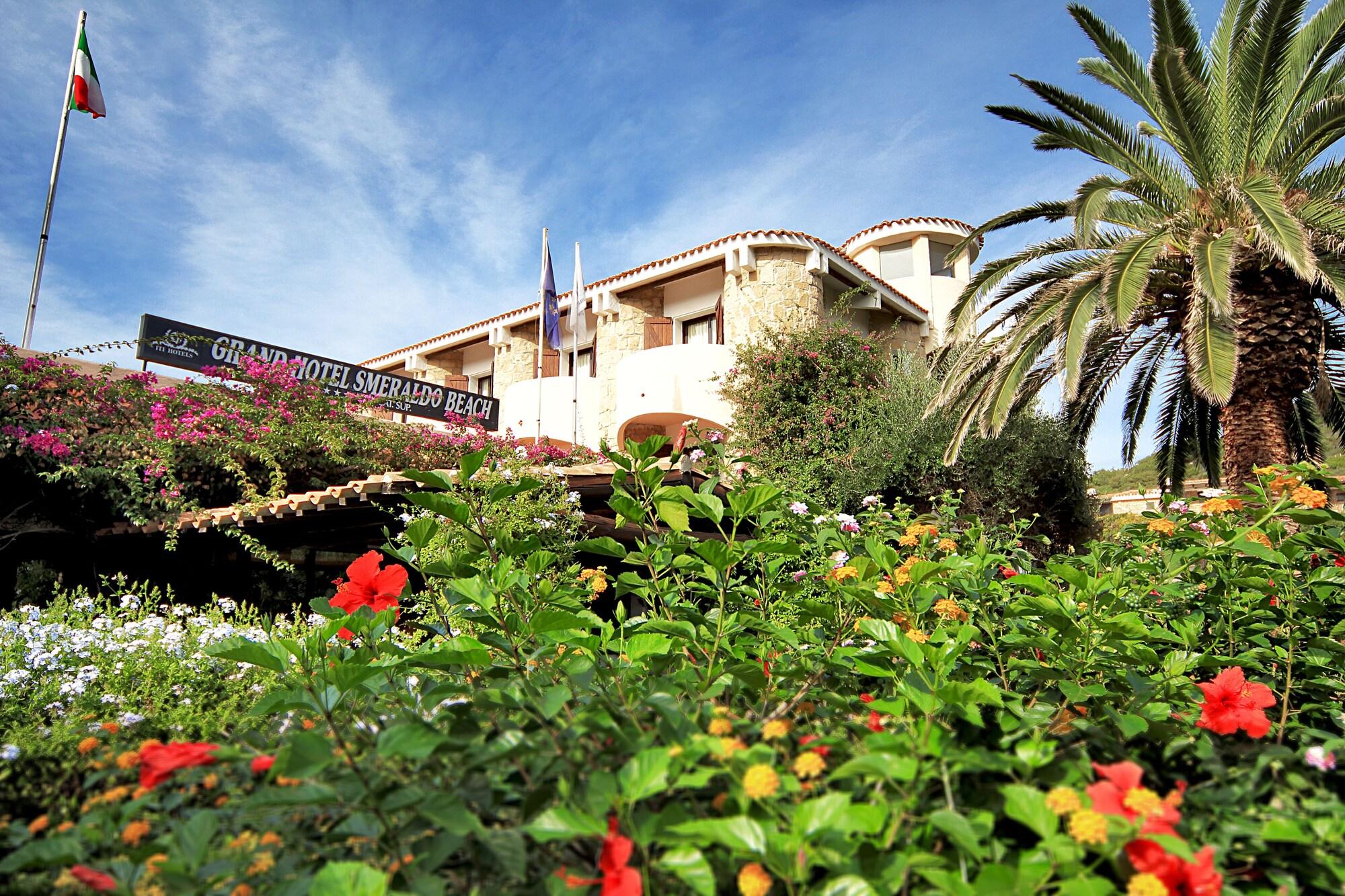 Grand Hotel Smeraldo Beach Baja Sardinia Esterno foto