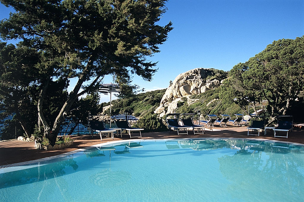 Grand Hotel Smeraldo Beach Baja Sardinia Esterno foto