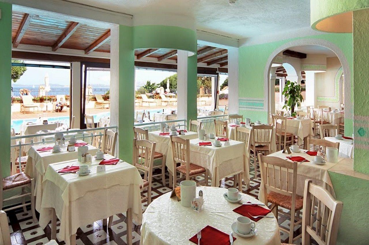 Grand Hotel Smeraldo Beach Baja Sardinia Esterno foto