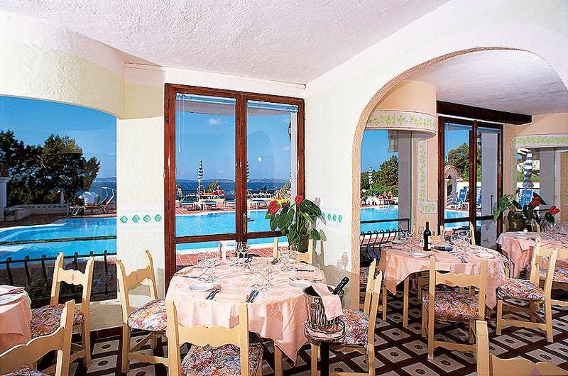 Grand Hotel Smeraldo Beach Baja Sardinia Esterno foto