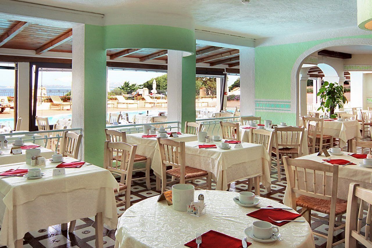 Grand Hotel Smeraldo Beach Baja Sardinia Esterno foto