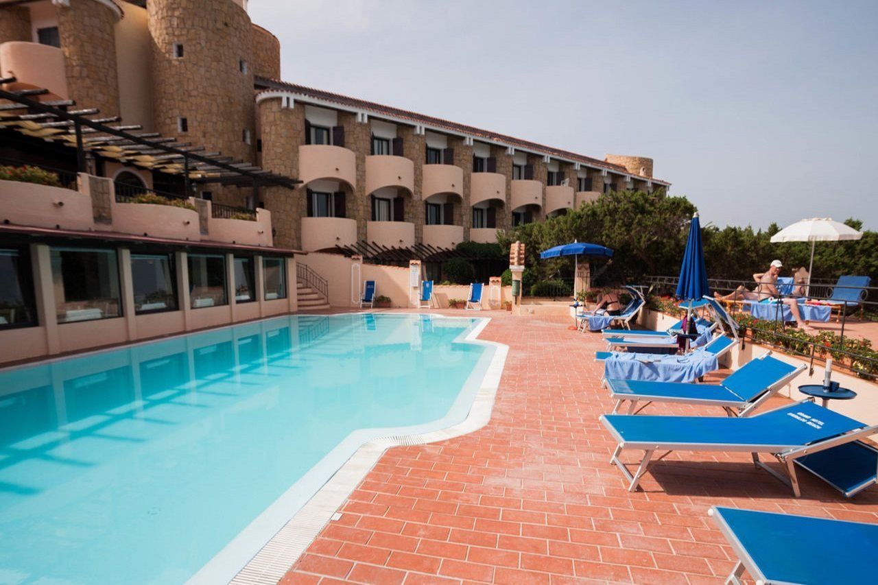 Grand Hotel Smeraldo Beach Baja Sardinia Esterno foto